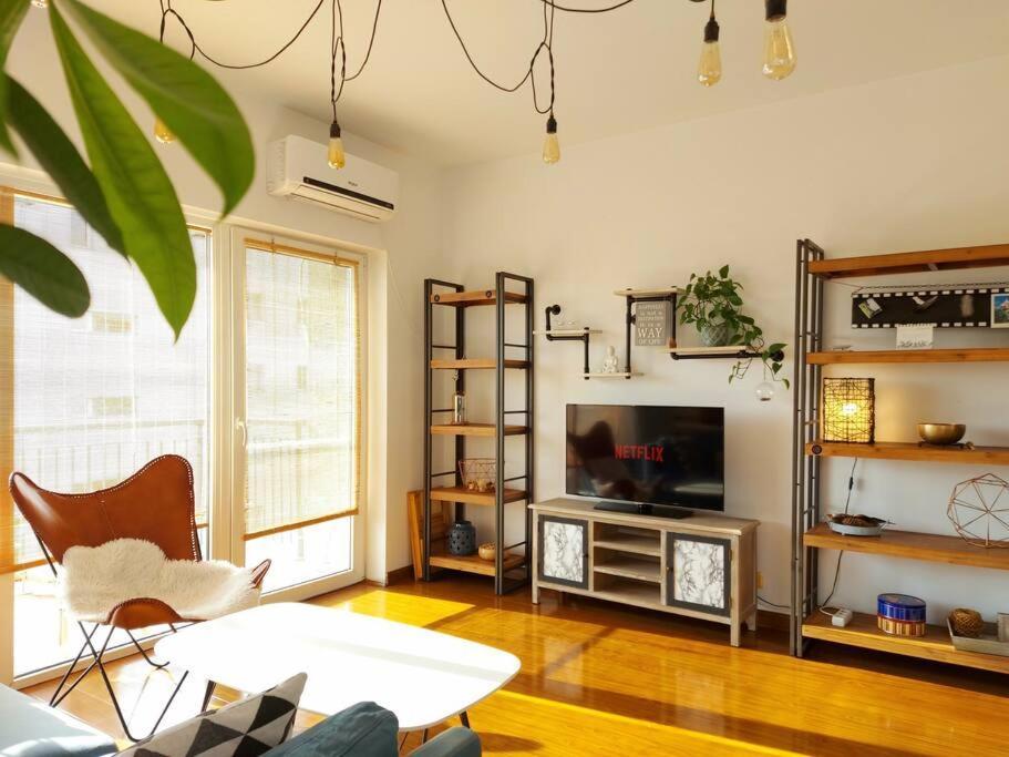 Cosy Boutique 61 Sqm Apartment - Private Parking - Ten Blocks Residence Bukarest Eksteriør billede