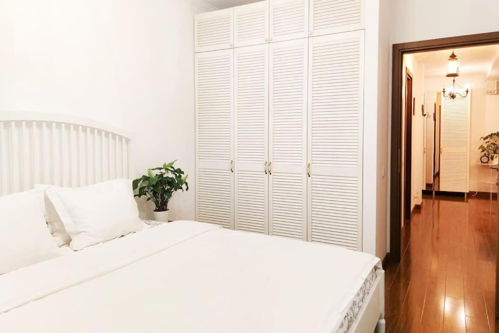 Cosy Boutique 61 Sqm Apartment - Private Parking - Ten Blocks Residence Bukarest Eksteriør billede