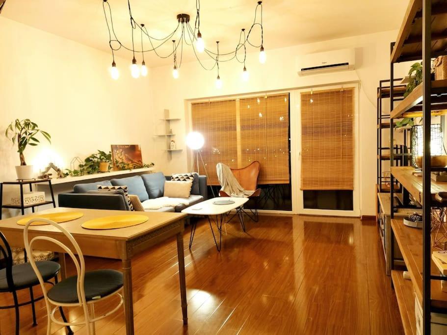 Cosy Boutique 61 Sqm Apartment - Private Parking - Ten Blocks Residence Bukarest Eksteriør billede